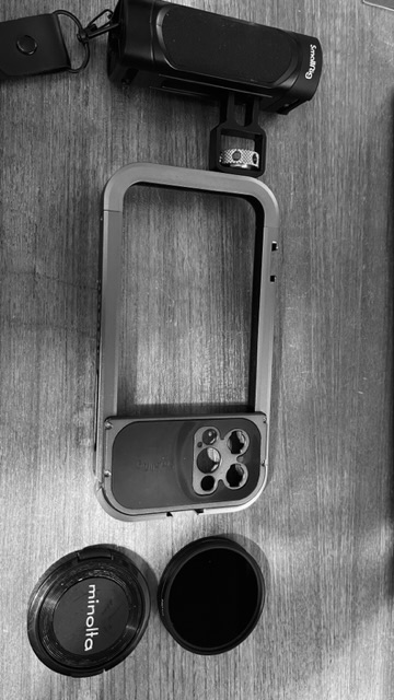 iPhone SmallRig with Hoya72 Infrared Filter